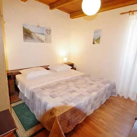 Holiday home In Mit Grill, Garten Und Terrasse